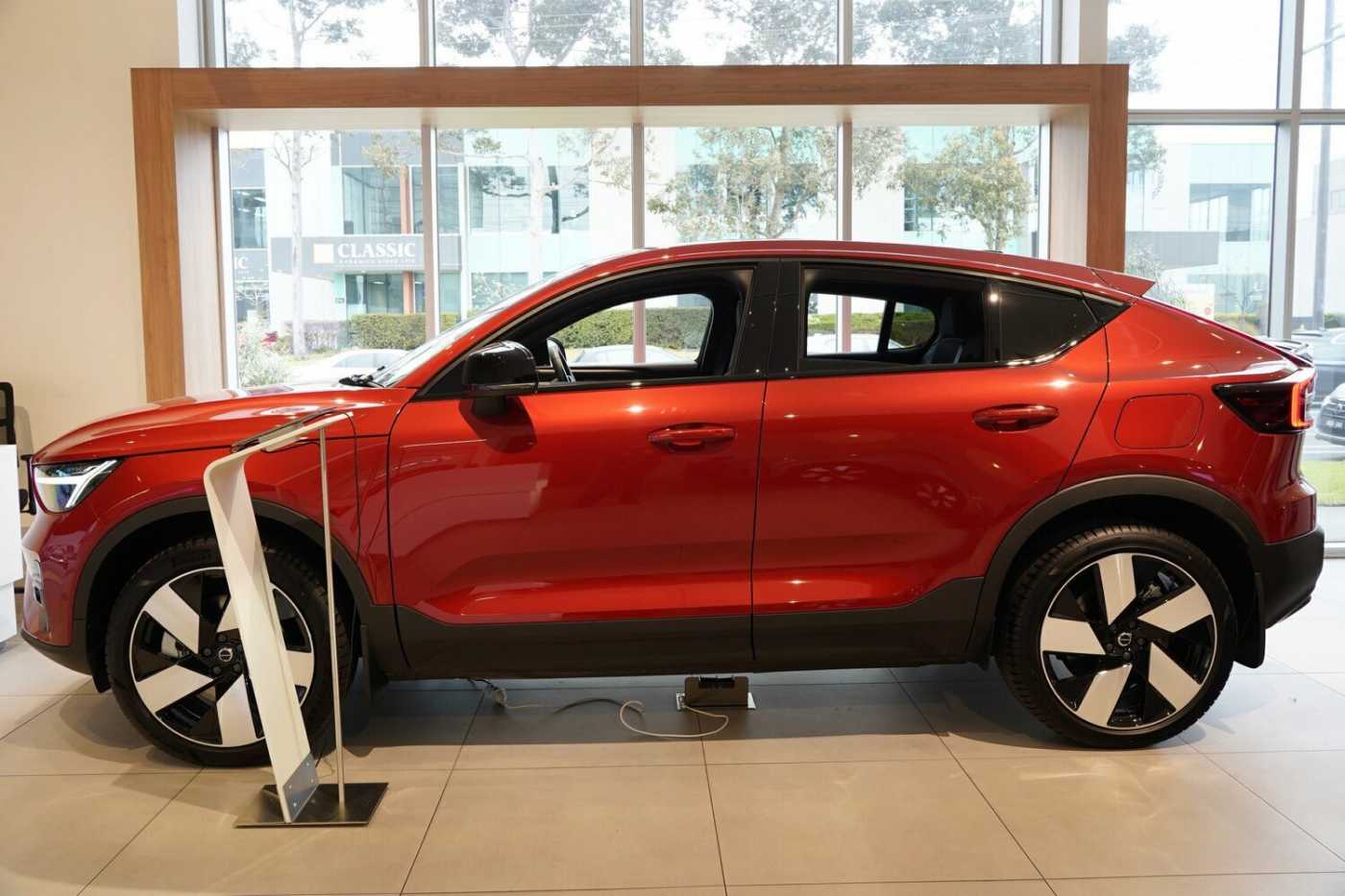 Volvo  C40 Recharge Ultimate, Twin Motor, Electric