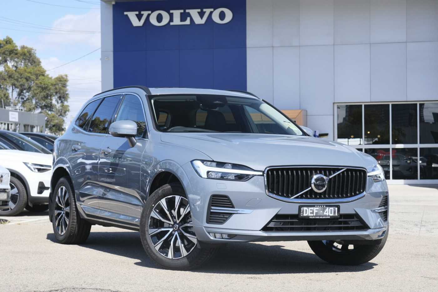 Volvo  XC60 Plus, B5 Mild Hybrid, Petrol